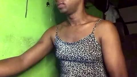 Snapshot of blackasiancockts chatting on 09-13-25, 02:00 Crystal online show from 09-13-25, 02:00