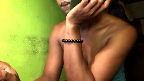 Snapshot of blackasiancockts chatting on 10-29-25, 04:26 Crystal online show from 10-29-25, 04:26