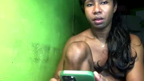 Snapshot of blackasiancockts chatting on 11-03-25, 06:53 Crystal online show from 11-03-25, 06:53