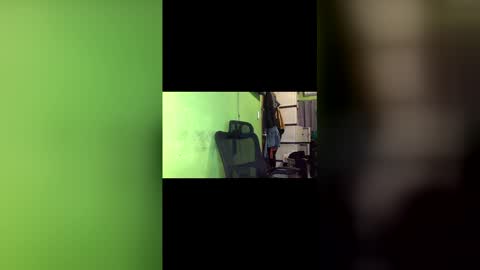 Snapshot of blackasiancockts chatting on 12-14-25, 03:17 Crystal online show from 12-14-25, 03:17