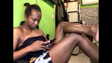 Snapshot of blackasiancockts chatting on 01-11-26, 02:38 Crystal online show from 01-11-26, 02:38