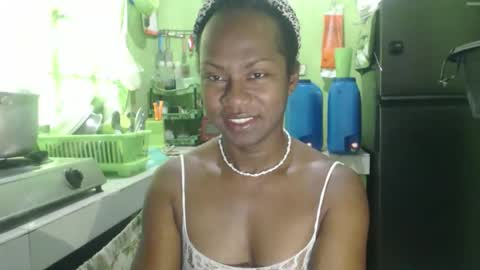 Snapshot of blackasiancockts chatting on 03-12-26, 01:34 Crystal online show from 03-12-26, 01:34
