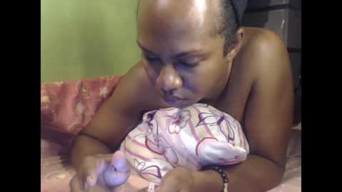 Snapshot of blackasiancockts chatting on 05-01-26, 02:27 Crystal online show from 05-01-26, 02:27