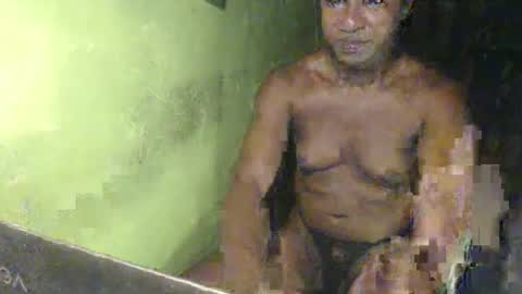 Snapshot of blackasiancockts chatting on 05-28-26, 01:03 Crystal online show from 05-28-26, 01:03