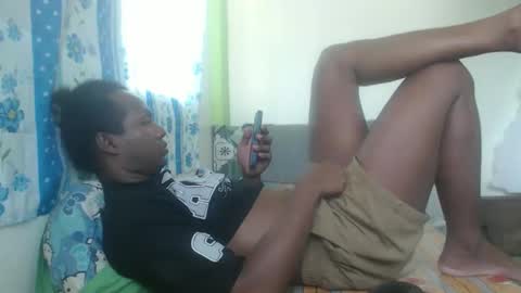 Snapshot of blackasiancockts chatting on 06-11-26, 01:38 Crystal online show from 06-11-26, 01:38
