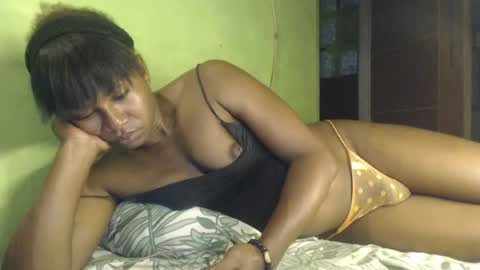 Snapshot of blackasiancockts chatting on 07-14-26, 02:05 Crystal online show from 07-14-26, 02:05