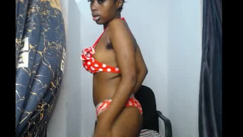 Snapshot of blackbeauty60 chatting on 06-01-26, 05:47 lela online show from 06-01-26, 05:47