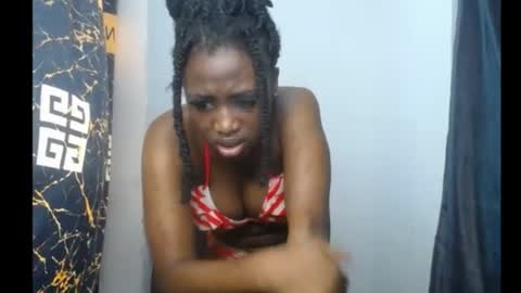 Snapshot of blackbeauty60 chatting on 06-14-26, 05:37 lela online show from 06-14-26, 05:37