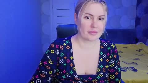 Snapshot of blackeyes11 chatting on 04-26-26, 02:31 blackeyes11 online show from 04-26-26, 02:31