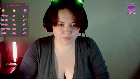 Snapshot of blackkvelvet chatting on 10-10-25, 10:03 BlackkVelvet online show from 10-10-25, 10:03