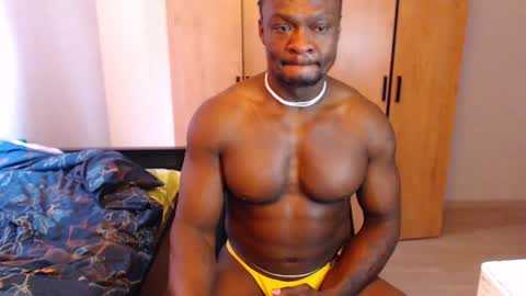 Snapshot of blackmusclegym chatting on 03-12-25, 10:59 blackmusclegym online show from 03-12-25, 10:59