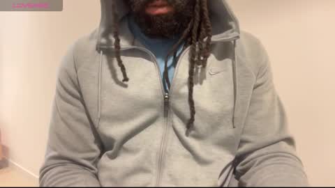 Snapshot of blackmuscles77 chatting on 02-28-26, 11:00 blackmuscles77 online show from 02-28-26, 11:00