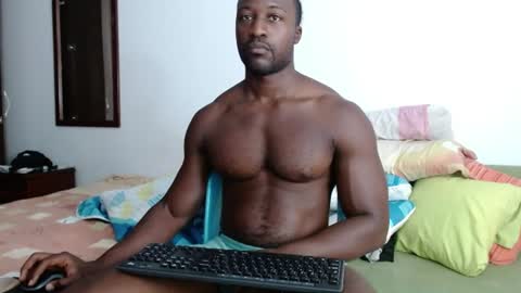 Snapshot of blacknikes chatting on 07-15-26, 11:48 Twtter 1MikeBeckford Onlyfns beckfordmike online show from 07-15-26, 11:48