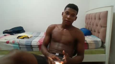 Snapshot of blackpanther_king chatting on 01-07-25, 09:40 blackpanther_king online show from 01-07-25, 09:40