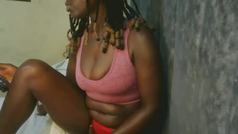 Snapshot of blackpearl60 chatting on 03-19-26, 01:31 blackpearl60 online show from 03-19-26, 01:31