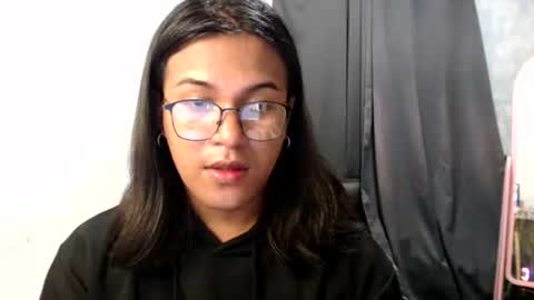 Ellez online show from 10-11-25, 05:44