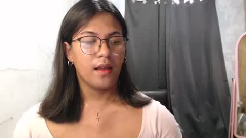 Ellez online show from 10-13-25, 01:49