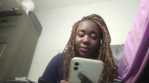 Snapshot of blackqueen888 chatting on 02-28-25, 10:30 blackqueen888 online show from 02-28-25, 10:30