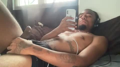 Snapshot of blackrangertt chatting on 05-17-26, 02:13 blackrangertt online show from 05-17-26, 02:13
