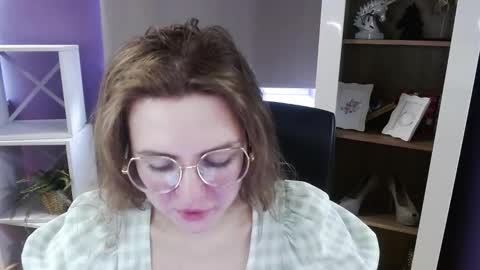 Z O E Y online show from 03-27-26, 08:26