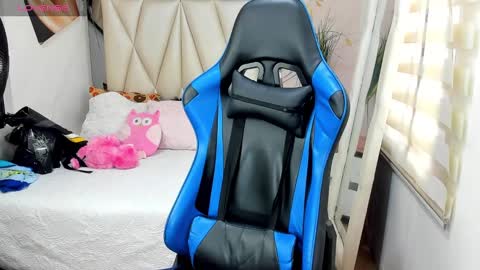 Snapshot of blacksex_boy chatting on 12-05-24, 04:01 Marlon online show from 12-05-24, 04:01