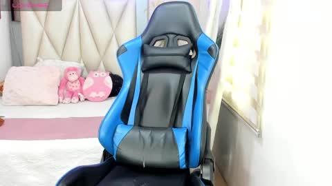 Snapshot of blacksex_boy chatting on 01-12-25, 04:40 Marlon online show from 01-12-25, 04:40