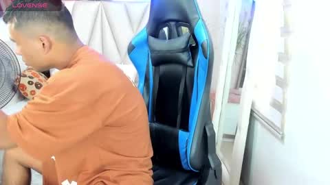 Snapshot of blacksex_boy chatting on 01-21-25, 03:32 Marlon online show from 01-21-25, 03:32