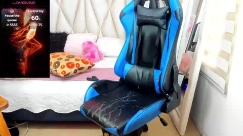 Snapshot of blacksex_boy chatting on 01-24-25, 07:28 Marlon online show from 01-24-25, 07:28