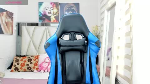 Snapshot of blacksex_boy chatting on 01-26-25, 12:54 Marlon online show from 01-26-25, 12:54