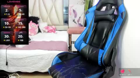 Snapshot of blacksex_boy chatting on 01-31-25, 08:12 Marlon online show from 01-31-25, 08:12