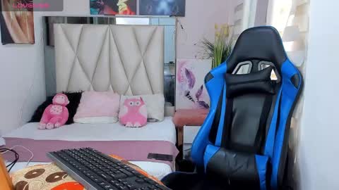 Snapshot of blacksex_boy chatting on 02-07-25, 06:34 Marlon online show from 02-07-25, 06:34