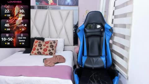 Snapshot of blacksex_boy chatting on 02-18-25, 08:14 Marlon online show from 02-18-25, 08:14