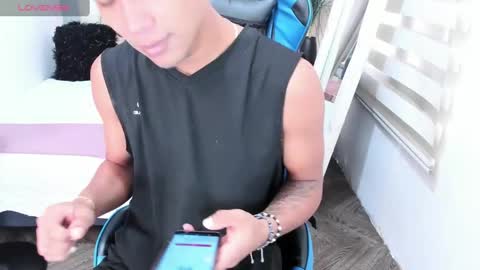 Snapshot of blacksex_boy chatting on 02-23-25, 03:08 Marlon online show from 02-23-25, 03:08