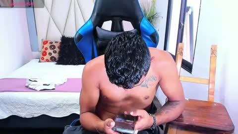 Snapshot of blacksex_boy chatting on 02-27-25, 09:36 Marlon online show from 02-27-25, 09:36