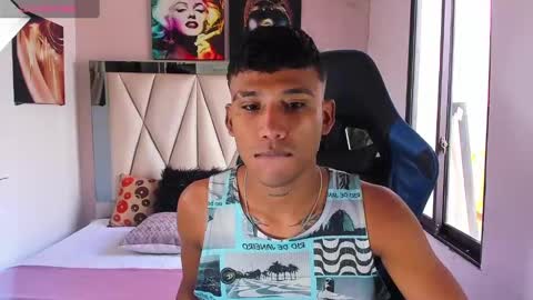 Snapshot of blacksex_boy chatting on 03-02-25, 04:10 Marlon online show from 03-02-25, 04:10