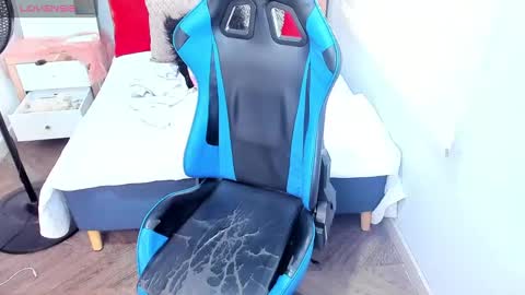 Snapshot of blacksex_boy chatting on 10-13-25, 02:17 Marlon online show from 10-13-25, 02:17