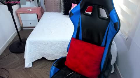 Snapshot of blacksex_boy chatting on 11-06-25, 06:31 Marlon online show from 11-06-25, 06:31