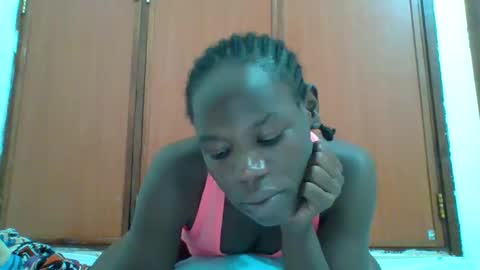 SARAH online show from 12-15-25, 06:12