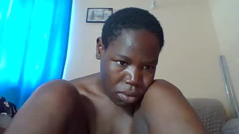 Snapshot of blacksexygal chatting on 06-26-26, 08:41 SARAH online show from 06-26-26, 08:41