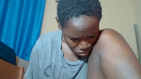 Snapshot of blacksexygal chatting on 07-09-26, 07:07 SARAH online show from 07-09-26, 07:07