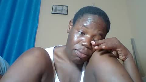 Snapshot of blacksexygal chatting on 07-23-26, 10:29 SARAH online show from 07-23-26, 10:29