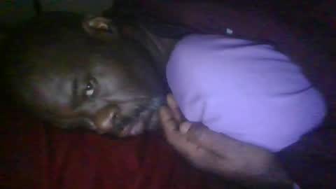 Snapshot of blackteddybear chatting on 05-20-26, 01:06 blackteddybear online show from 05-20-26, 01:06
