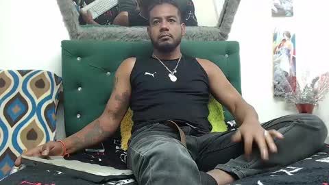 Snapshot of blade_foxx chatting on 12-31-24, 08:15 Richard online show from 12-31-24, 08:15