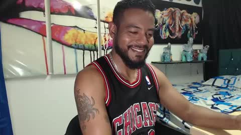 Snapshot of blade_foxx chatting on 02-05-25, 04:06 Richard online show from 02-05-25, 04:06