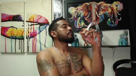 Snapshot of blade_foxx chatting on 02-13-25, 01:50 Richard online show from 02-13-25, 01:50