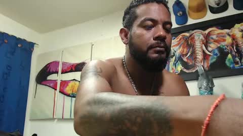 Snapshot of blade_foxx chatting on 02-20-25, 08:50 Richard online show from 02-20-25, 08:50