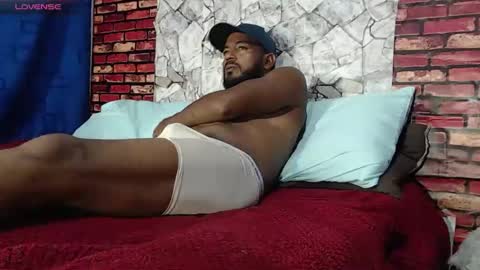 Snapshot of blade_foxx chatting on 04-28-26, 02:38 Richard online show from 04-28-26, 02:38