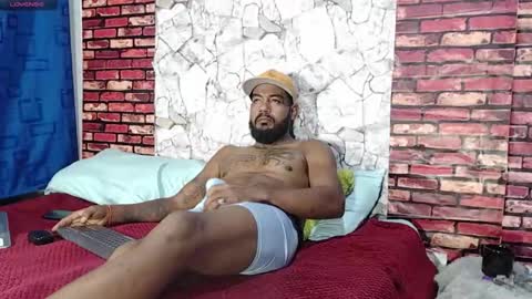 Snapshot of blade_foxx chatting on 05-14-26, 10:22 Richard online show from 05-14-26, 10:22