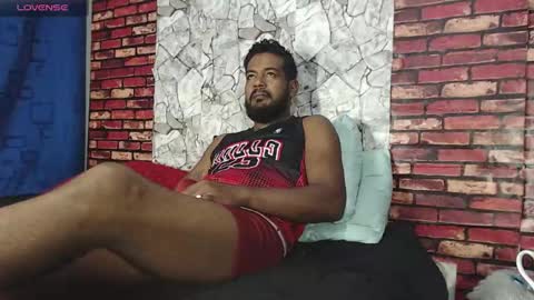 Snapshot of blade_foxx chatting on 05-21-26, 01:45 Richard online show from 05-21-26, 01:45