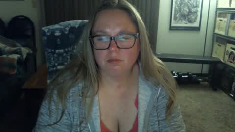 Snapshot of bladesizzo3111 chatting on 05-18-26, 06:30 bladesizzo3111 online show from 05-18-26, 06:30